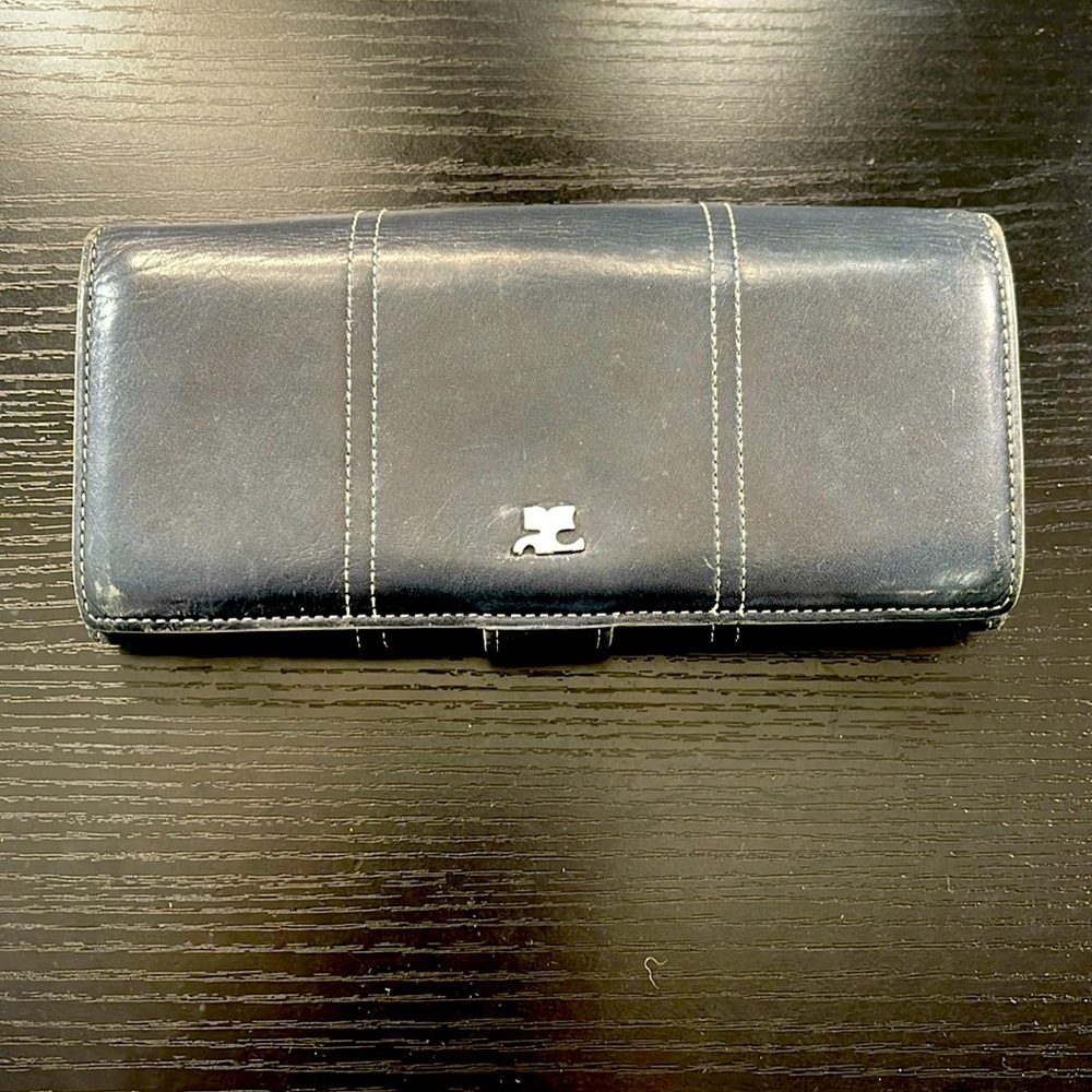 Black Leather Wallet Shows Signs Of Wear Has Pealing, Is Sticky On Inside